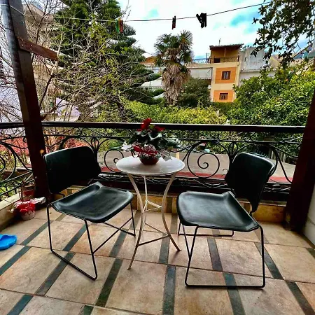 όμορφο στην άνω πόλη πάτρας アパート *