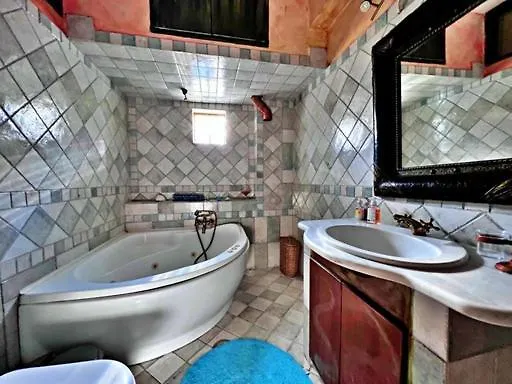 όμορφο στην άνω πόλη πάτρας 파트라